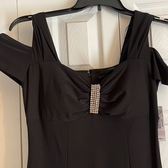 Womens size 6 Dress NWT - Picture 2 of 6